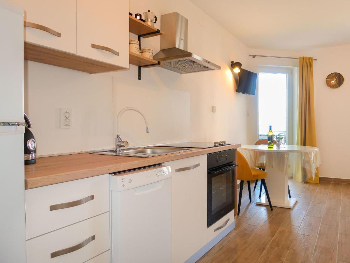 Apartment Marija - Vrb100 By Interhome Vrbnik Exterior foto